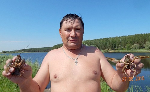 А я еще и раков ловить люблю!