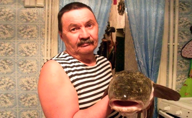 Очередной на стук!