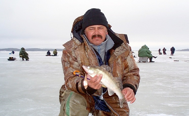 Первый судак 2010 года на FAVORIT ЭКОПРО