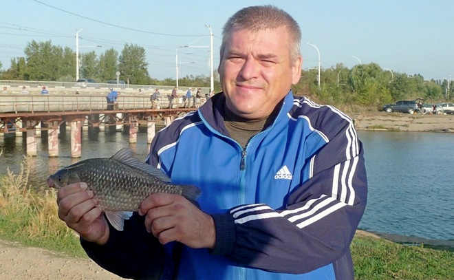 Карасище - не чудо-селедка, а бонус новому рыбаку!