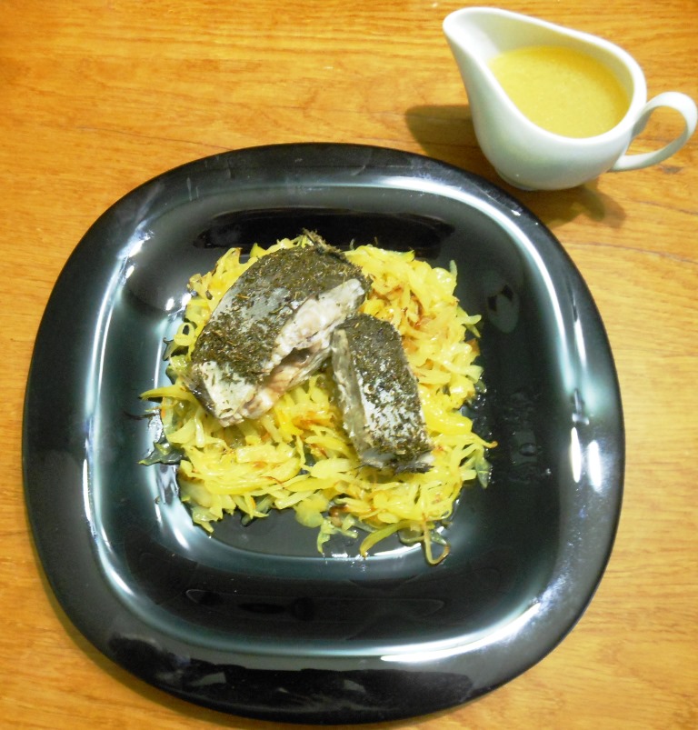 Запеченная сайда с капустой